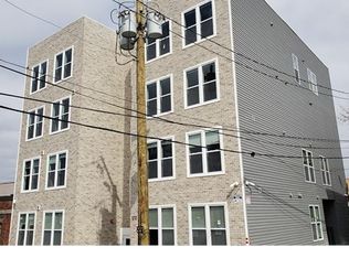 1212 Talbert St SE #203, Washington, DC 20020