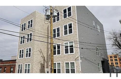 1212 Talbert St SE #203 Photo 1