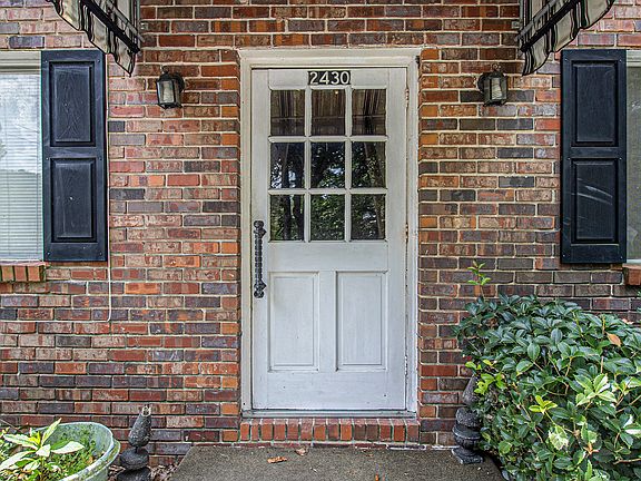 4th image of 2430 Coosawattee Dr #D