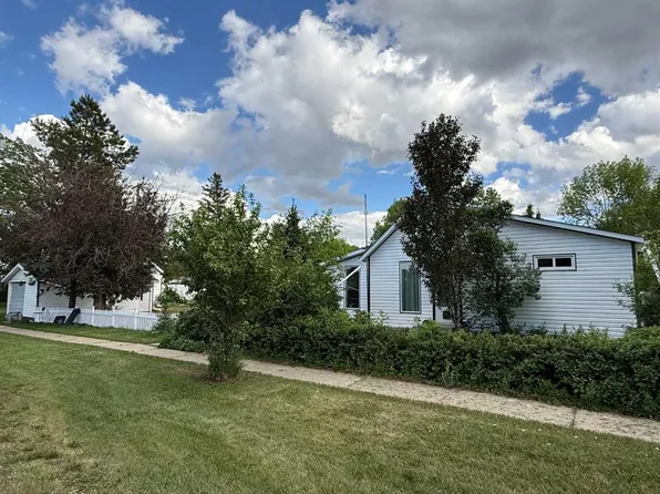 204 N Whitney St, Carmangay, AB T0L 0N0