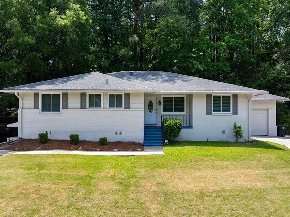 1529 Cresthill Rd, Birmingham, AL 35210