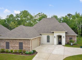 7660 Crescent Way Dr, Pass Christian, MS 39571