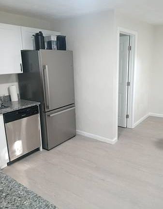 3rd image of 3411 Woodstock St