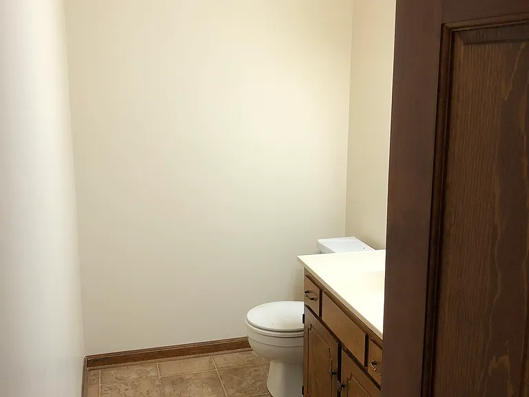 107 Hillcrest Dr — Photo 8