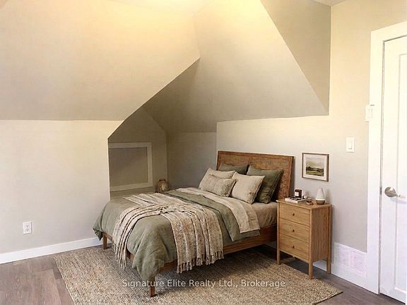 3rd image of 193 Wentworth St N #3