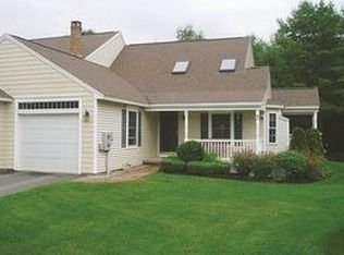 12 Mast Ln, Brunswick, ME 04011