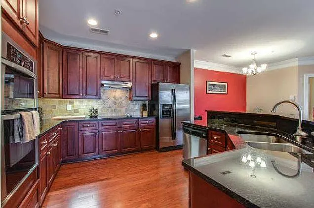 3102 W End Cir #303 — Photo 2