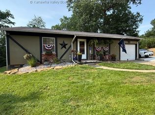 32 Raptor Ln, Culloden, WV 25510
