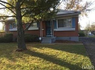 903 Robinson Dr, Springfield, OH 45506