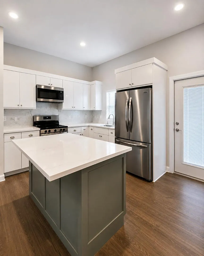 3533 Hidalgo Cir. - 3541-A — Photo 1