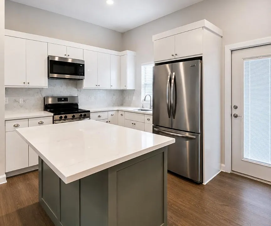 3533 Hidalgo St #3541-A