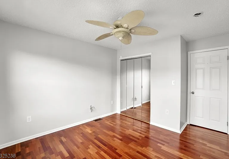 100 Callahan Ct — Photo 19
