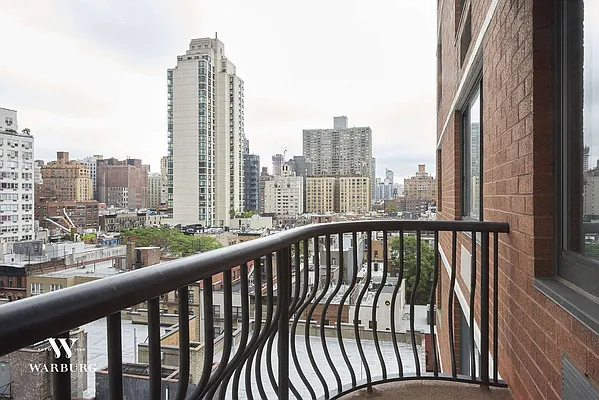 Sold by Warburg | media 15