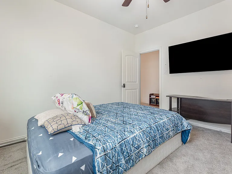 605 Conifer Ln — Photo 29