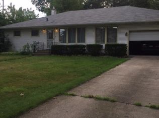 1350 Black Oak Dr, South Bend, IN 46617