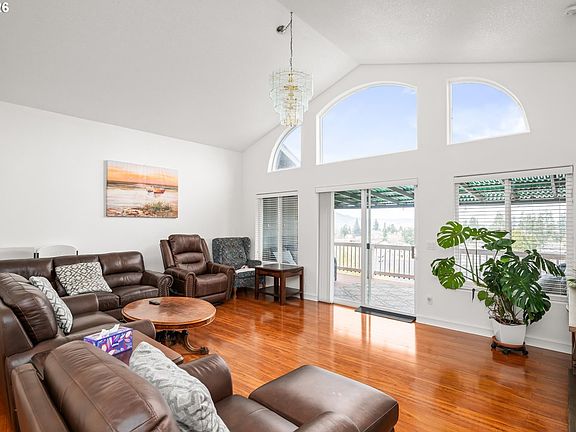 5th image of 805 Queens Ave