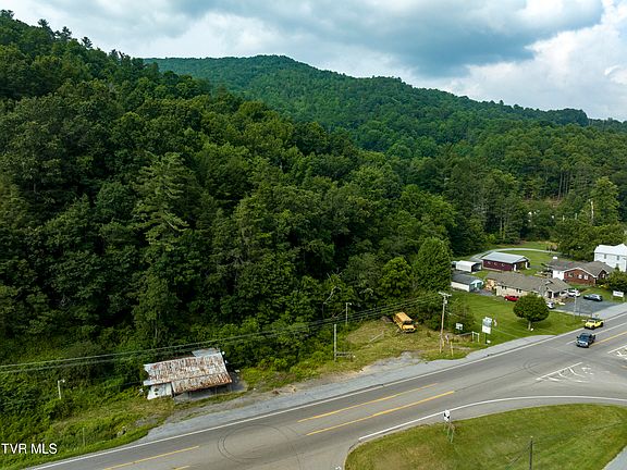 2nd image of 7925 Highway 19e
