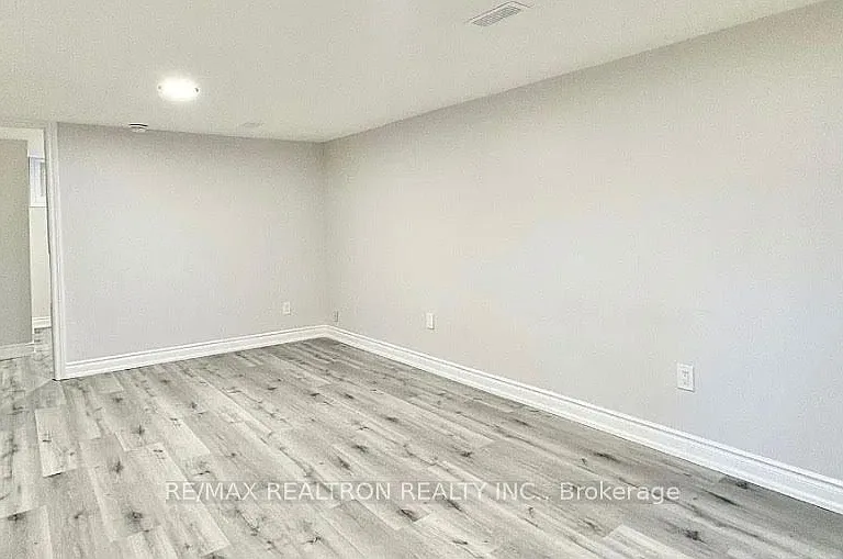 746 Phillip Murray Ave #BASEMENT — Photo 6