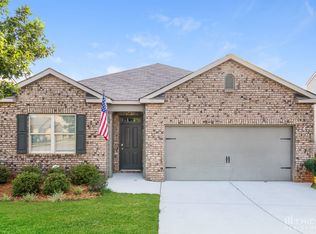 2216 Sawgrass Dr, Hampton, GA 30228