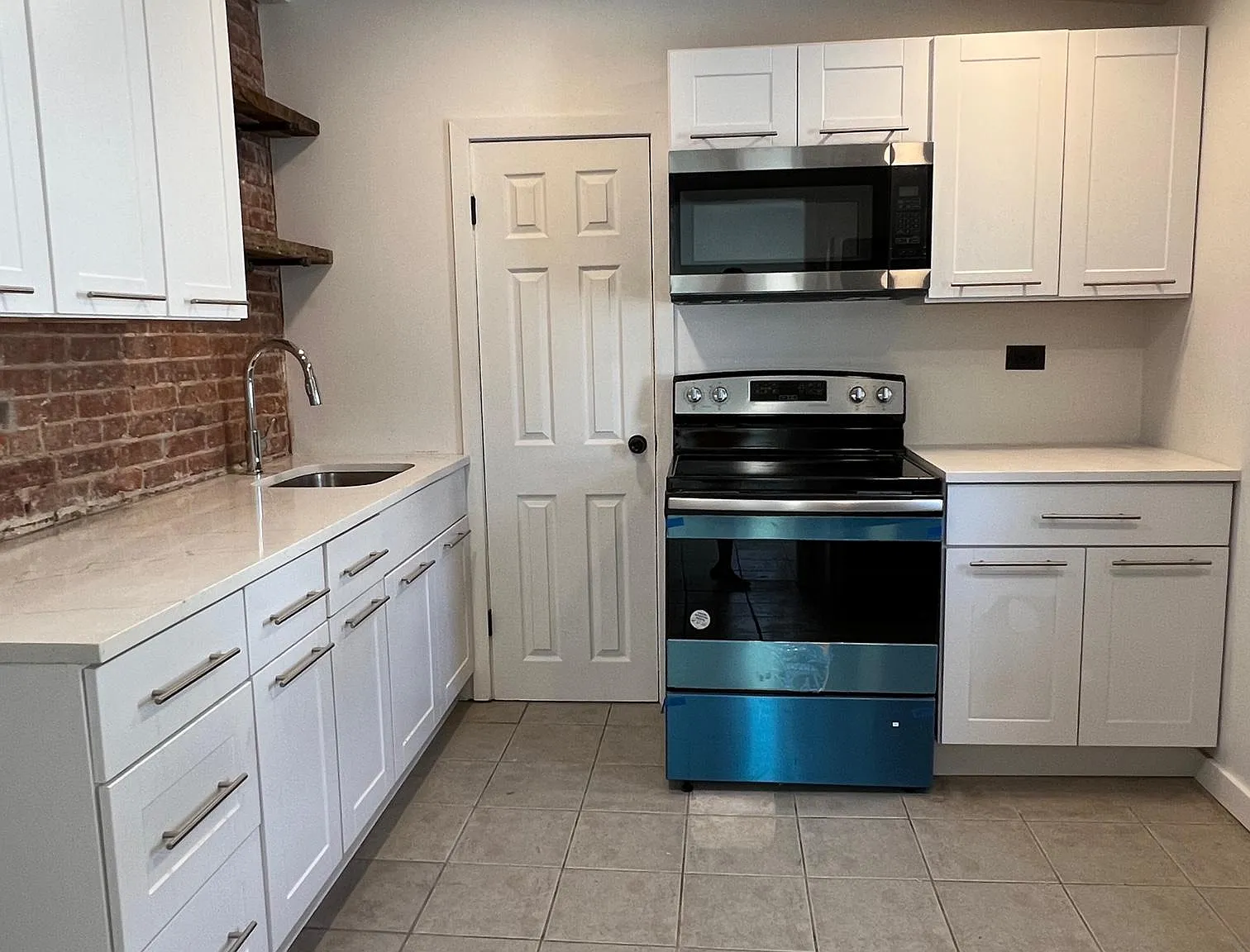 2 bed, $1,750 — Photo 4