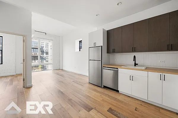 Rented by The KCI Group | media 19