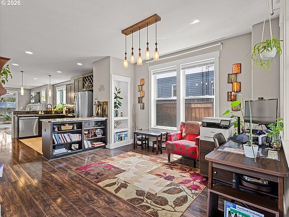 5th image of 6618 SE 66th Ave