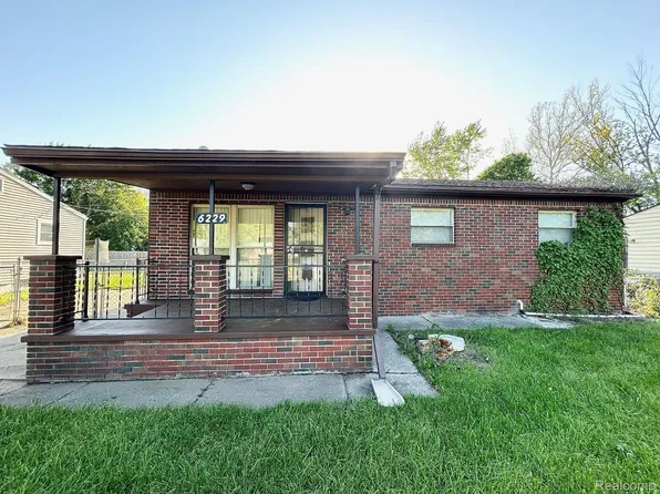 6229 Detroit St, Mount Morris, MI 48458