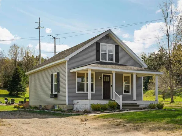 2804 Behling Rd, Boyne City, MI 49712