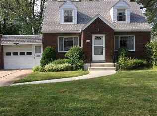 262 Southwood Dr, Buffalo, NY 14223
