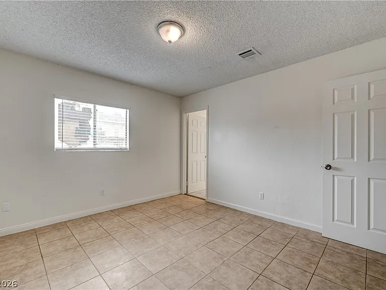1832 Goldfield St #1 — Photo 11