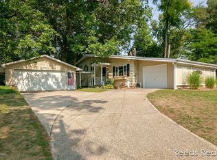 2127 Cypress St SW, Wyoming, MI 49519