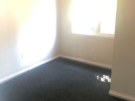 5th image of 109 Progressive Ave #2