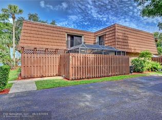 835 SW 118th Ter, Davie, FL 33325