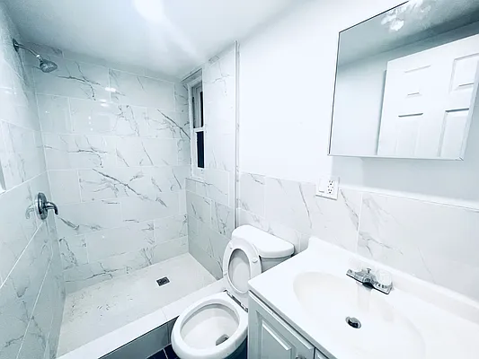 Rented by Leviathan Leasing LLC | media 4