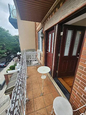 Rented by Apple Exclusive Realty Inc | media 24