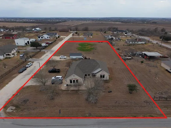 106 Luna Vista Cv, Del Valle, TX 78617