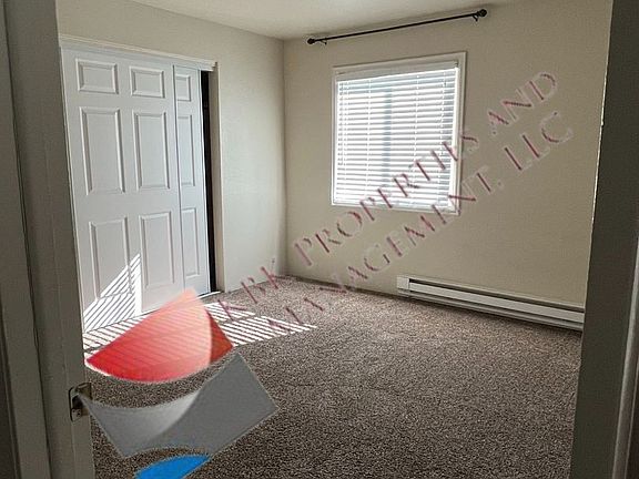 4th image of 107 Bell Ave