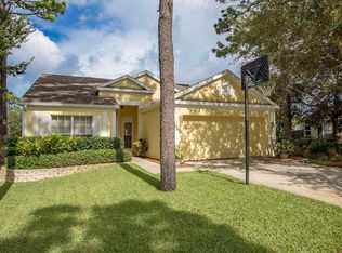 1754 Blue Lake Ct, Tarpon Springs, FL 34689