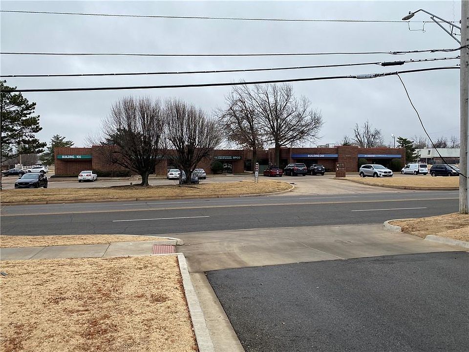 2nd image of 6510 S Western Ave #404