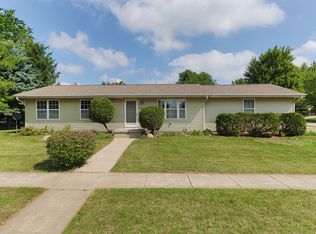11514 Douglas Ave, Huntley, IL 60142