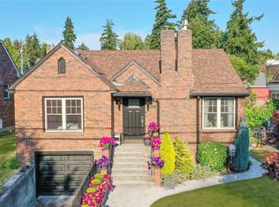 9024 5th Ave NE, Seattle, WA 98115