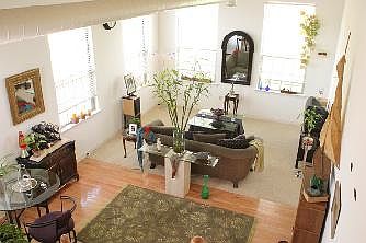 2nd image of 735 Washington St APT 307