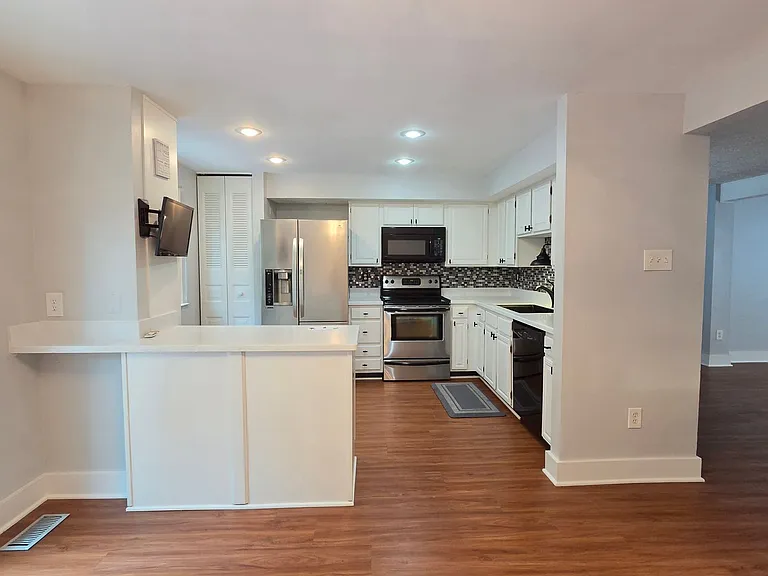 8256 Burning Forest Ct — Photo 11