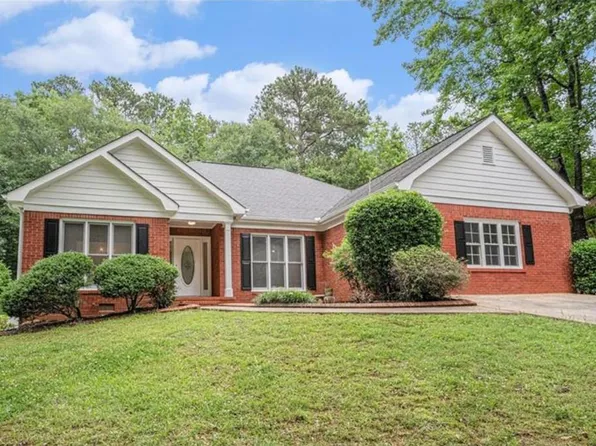 1721 Druids Xing SE, Conyers, GA 30013