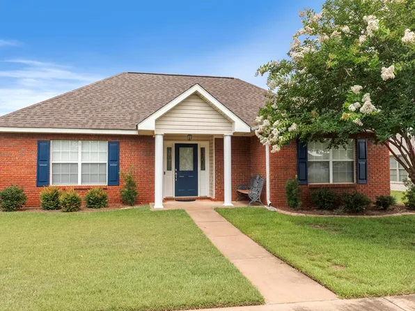 8 Cottage Ave, Enterprise, AL 36330