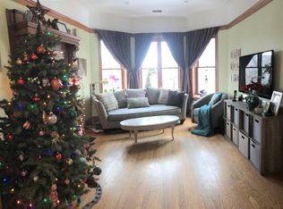 3713 N Racine Ave #2, Chicago, IL 60613