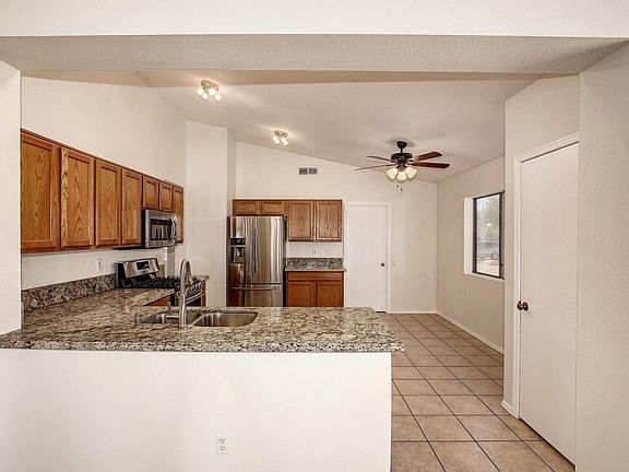 4th image of 3406 E Escuda Rd