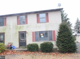 1002 S Carroll St, Hampstead, MD 21074