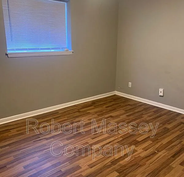1829 Edenside Ave #1 — Photo 4