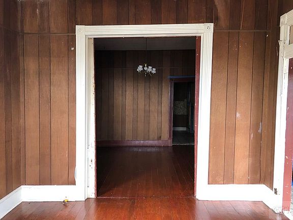 5th image of 1824 27th St